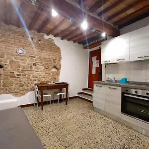 casa-vicolo-delle-chiavi.it-tuscanyhotel.com/