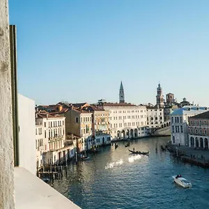 Ai Santi Apostoli Hotel Venice