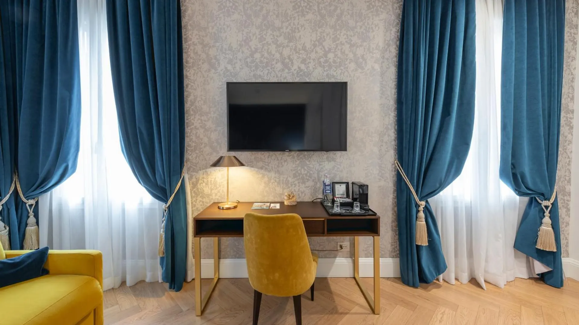 H10 Palazzo Canova Venice Hotel